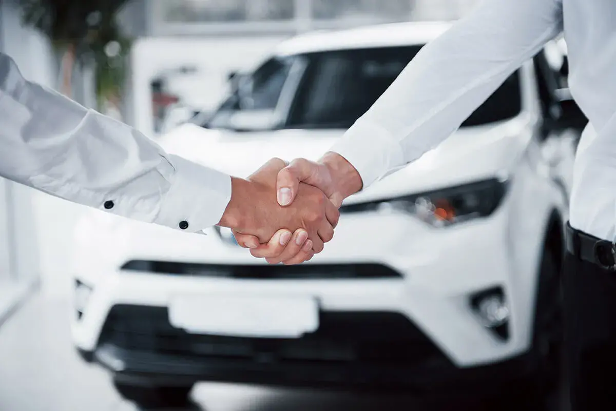 Consultoria Especializada: Transformando Sua Experiência na Compra e Venda de Carros - V8 Dream Cars